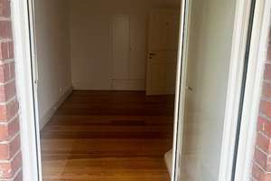 Großzügig geschnittene 3 Zimmer Altbauwohnung mit Balkon – Körnerstr. 5, 65185 Mitte, Wiesbaden – Vorschaubild 14