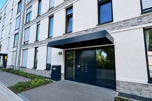 47121/43 Exklusive 5-Zimmer-Neubauwohnung mit großer Terrasse mit Gartenanteil in Düsseldorf-Rath!