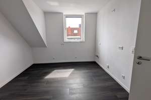 ++TOP LAGE ESSEN-ALTENESSEN++SANIERTE WOHNUNG++MIT DACH BALKON++KLIMA ANLAGE++EINZEL GARAGE++ – Die vollständige Adresse der Immobilie erhältst du vom Anbieter., 45326 Altenessen-Süd, Essen – Vorschaubild 12