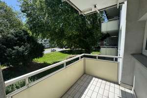 Renovierte 2-Zimmerwohnung mit *Balkon*