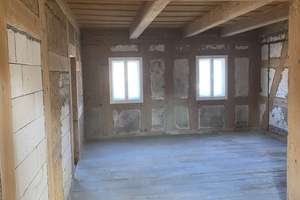 Ein Fachwerkhaus mit Ausbaupotenzial ( Mehrgenerationenhaus ) – Die vollständige Adresse der Immobilie erhältst du vom Anbieter., 2782 Seifhennersdorf – Vorschaubild 2