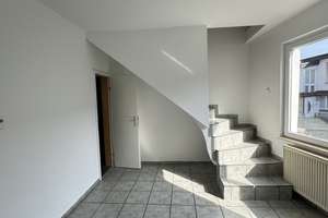 Helle 2,5 Zimmer Wohnung in Frankfurt-Heddernheim