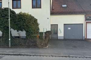 Großer Garten! Reihenmittelhaus mit viel Platz im Grünen – Die vollständige Adresse der Immobilie erhältst du vom Anbieter., 86179 Haunstetten-West, Augsburg – Vorschaubild 2