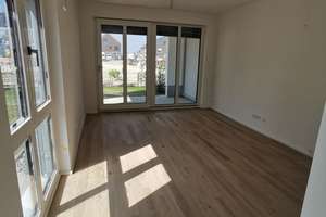 Zuhause mit moderner Einrichtung und Terasse in Kirchheim – Maikäferstraße 4a, 85551 Kirchheim bei München – Vorschaubild 3