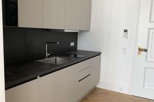 Exklusives, vollmöbliertes 1-Zimmer Apartment im Lehel / Erstklassige Lage am Englischen Garten – Die vollständige Adresse der Immobilie erhältst du vom Anbieter., 80538 Englischer Garten, München – Vorschaubild 3