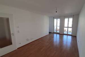 RESERVIERT! Helle 3-Zimmer-Wohnung mit Westbalkon und EBK – Truderinger Straße 134, 81673 Josephsburg, München – Vorschaubild 2