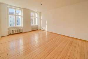 KLASSISCH SCHÖNE UND GEPFLEGTE ALTBAUWOHNUNG MIT TOLLEM BLICK! RUHIG GELEGEN & HELL! PROVISIONSFREI! – Wilsnacker Straße 63, 10559 Moabit, Berlin – Vorschaubild 1