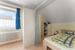 Doppelhaushälfte mit Charme und Platz für Ihre Wohnideen in Oldenburg – Die vollständige Adresse der Immobilie erhältst du vom Anbieter., 26133 Kreyenbrück, Oldenburg (Oldenburg) – Vorschaubild 9