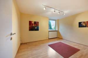Freistehendes Einfamilienhaus mit schön angelegtem Garten und Garage in der oberen Südstadt – Die vollständige Adresse der Immobilie erhältst du vom Anbieter., 42119 Elberfeld, Wuppertal – Vorschaubild 23
