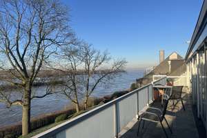 Stunning light-flooded furnished Rhine penthouse, S-W aspect in Düsseldorf-Wittlaer – Bockumer Strasse 171, 40489 Wittlaer, Düsseldorf – Vorschaubild 11