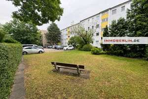 IMMOBERLIN.DE - Lichtdurchflutete Wohnung mit ruhigem Südbalkon in beliebter Lage – Die vollständige Adresse der Immobilie erhältst du vom Anbieter., 12107 Mariendorf, Berlin – Vorschaubild 3