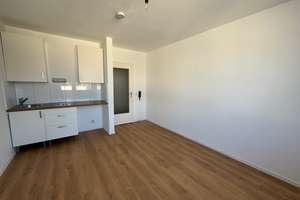 Schwabing-Olympiapark schö., helles, ruhig 1 Zi.  Balkon,Designb, EBK, saniert!!  ab 15.2. !!! – Gartenstraße 6, 80809 Am Luitpoldpark, München – Vorschaubild 2