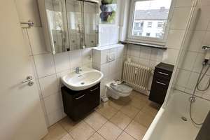 Großzügige 4 Zi-Whg. im Zentrum Poings mit EBK u. Gäste-WC – Die vollständige Adresse der Immobilie erhältst du vom Anbieter., 85586 Poing – Vorschaubild 7