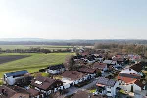 Raumwunder in Kraiburg am Inn – Zweifamilienhaus mit Doppelgarage und viel Potenzial – Die vollständige Adresse der Immobilie erhältst du vom Anbieter., 84559 Kraiburg am Inn – Vorschaubild 3
