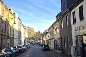 2 denkmalgeschützte Mehrfamilienhäuser, 6 Wohnungen, riesiger Garten (A386K) – Die vollständige Adresse der Immobilie erhältst du vom Anbieter., 51061 Flittard, Köln – Vorschaubild 3