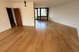 Großzügige 3-Zimmerwohnung mit Parkettboden und Einbauküche in Köln Westhoven – Die vollständige Adresse der Immobilie erhältst du vom Anbieter., 51149 Westhoven, Köln – Vorschaubild 18