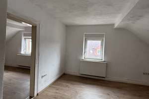 Wohnen mit Wohlfühlfaktor - Mietshaus frisch renoviert, mit Garten und Wintergarten  – Hochwaldstraße 82, 66954 Windsberg, Pirmasens – Vorschaubild 18