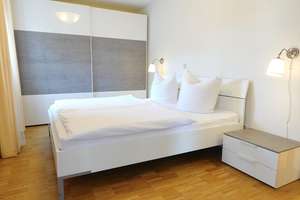 Lichtdurchflutete Wohnung mit großem Balkon – ruhige Villenlage – Kyffhäuserstr. 13, 1309 Striesen-West, Dresden – Vorschaubild 7