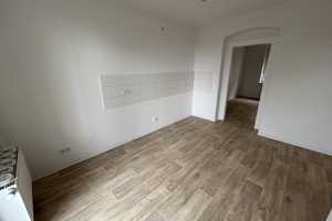 Ideal für Singles oder Pärchen! Komplettsanierte 2-Zimmer mit Balkon! – Otto-Richter-Straße 33, 39116 Magdeburg – Vorschaubild 2