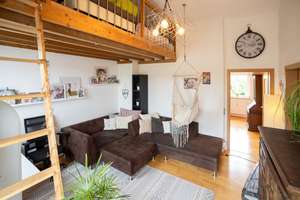 Hochwertige 2,5 Zimmer Dachgeschosswohnung mit großzügiger Dachterrasse in Haar