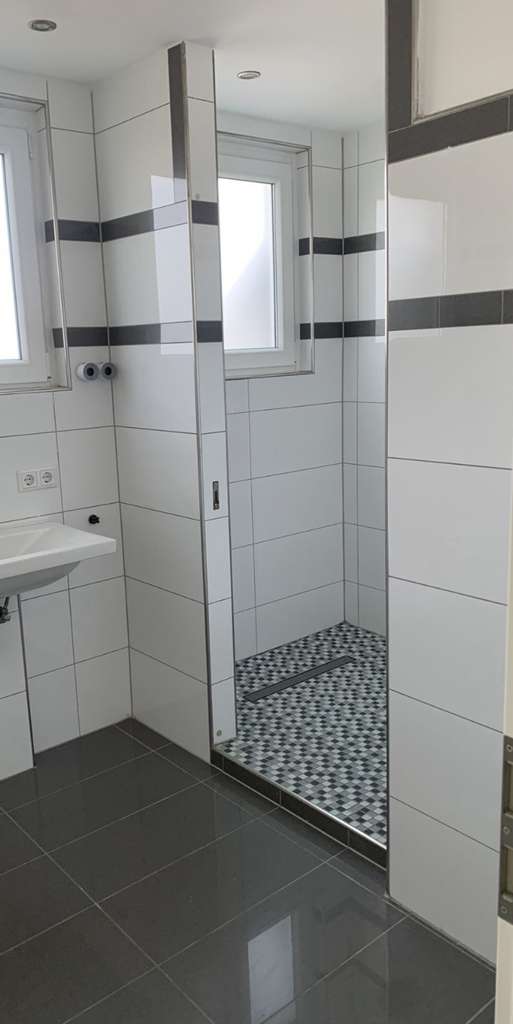 Immobilie in Hückeswagen - Luxuriöses Einfamilienhaus in Hückeswagen Toplage von privat/Eigentümer (Erstbezug nach Sanierung) - Bild 3