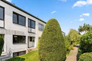 Split-Level trifft Reihennmittelhaus – wohnen mit Stil und Ausblick – Bonn – Vorschaubild 2
