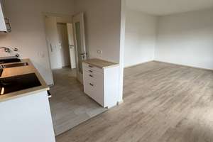 Sehr helle, hochwertig sanierte 1,5-Zimmer-Wohnung mit großem Balkon in Stuttgart-Heumaden – Thymianweg 7, 70619 Heumaden, Stuttgart – Vorschaubild 4