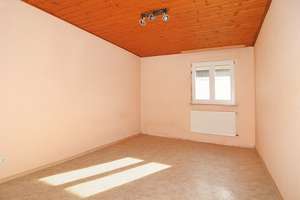 Großzügiges und familienfreundliches Wohnhaus mit Potential – Die vollständige Adresse der Immobilie erhältst du vom Anbieter., 96231 Bad Staffelstein – Vorschaubild 12