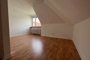 Gemütliche Dachgeschosswohnung in bester Lage – Waitzstraße  13, 24105 Blücherplatz, Kiel – Vorschaubild 11