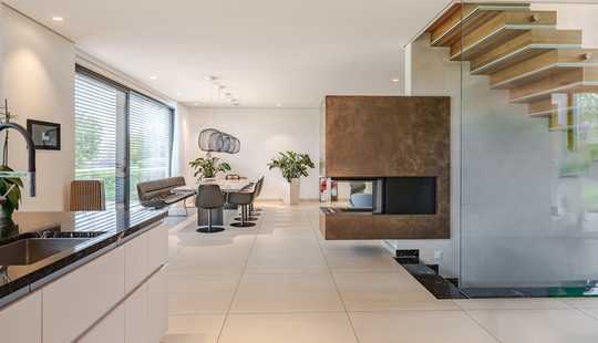 Bild von Luxuriöse Architektenvilla am Riedberg mit Blick auf die Skyline