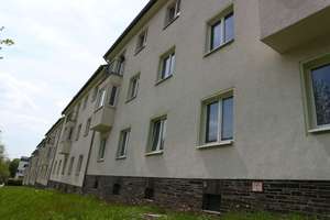 Modernes Laminat  - frei ab 1.2.26 - große Küche – Yorckstraße 43, 9130 Sonnenberg, Chemnitz – Vorschaubild 4