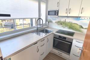 Möblierte Single-Wohnung 1 Zimmer mit Balkon – Rose 54, 23570 Travemünde, Lübeck – Vorschaubild 4