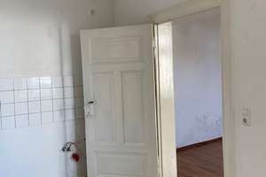 GEMÜTLICHE 3 RAUM WOHNUNG MIT EINBAUKÜCHE – Halberstädter Straße 154, 39112 Sudenburg, Magdeburg – Vorschaubild 10