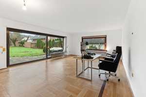 Viel Potenzial: Winkelbungalow auf 2369 qm Bauland mit Ausbaureserve im DG – Hildesheim (Kreis) – Vorschaubild 7