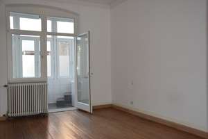 Helle, zentrale 4-Zimmer Gründerzeitwohnung mit Stuck, Dielen & Balkon – Friedenstraße 1, 70190 Kernerviertel, Stuttgart – Vorschaubild 10
