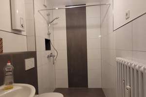 Erstbezug nach Kernsanierung!! Schöne 3.5 Zimmer mit Balkon – Gitschinerstraße 57, 47053 Hochfeld, Duisburg – Vorschaubild 2