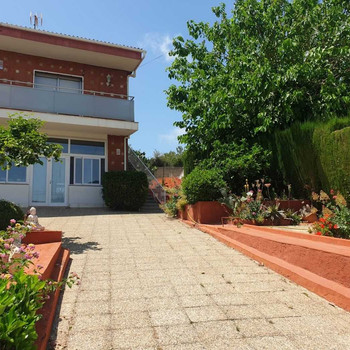 Doppelhaushälfte in Nou Vendrell