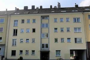 Frisch renovierte 3-Zi.-Whg. mit neuem Boden und sonnigem Balkon – Rudolfstr. 76, 42285 Barmen, Wuppertal – Vorschaubild 1