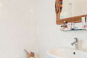 HOMESK - Altbaucharme in Berlin-Mitte | Lichtdurchflutete 2-Zimmer-Wohnung nahe Rosenthaler Platz – Zehdenicker Straße 16, 10119 Mitte (Ortsteil), Berlin – Vorschaubild 17