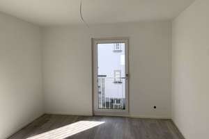 Moderne, hochwertige  Doppelhaushälfte mit sonnigem Garten und Süd-Terrasse – Wichertstr. 22, 80993 Alt-Moosach, München – Vorschaubild 13