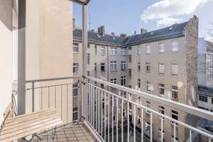 Reduzierter Preis: Gefragte 3-Zimmer-Wohnung mit Balkon und Aufzug in Kreuzberg – Die vollständige Adresse der Immobilie erhältst du vom Anbieter., 10997 Kreuzberg, Berlin – Vorschaubild 6