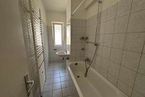 Gemütliche 2-Zimmer-Etagenwohnung in Essen – 62 m² Wohnfläche – Seibertzstraße 1, 45144 Frohnhausen, Essen – Vorschaubild 3