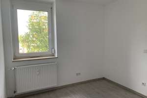Familienfreundliches Wohnen: 4 Zimmer mit Balkon und Wohlfühlcharakter – Rothenburger Str. 183, 90439 St. Leonhard, Nürnberg – Vorschaubild 10