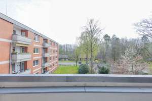 Großzügige Eigentumswohnung mit Balkon und Stellplatz in ruhiger, zentraler Lage von Büdelsdorf – Die vollständige Adresse der Immobilie erhältst du vom Anbieter., 24782 Büdelsdorf – Vorschaubild 8
