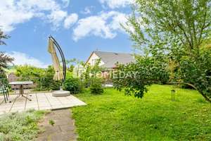 Wohnen & investieren im Grünen – gepflegtes Haus mit vielen Nutzungsmöglichkeiten & Gartenparadies – Die vollständige Adresse der Immobilie erhältst du vom Anbieter., 72829 Engstingen – Vorschaubild 2