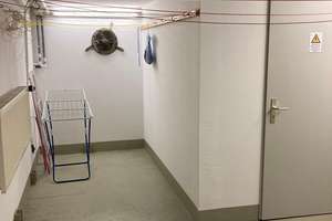 MEGA Ausblick, Küche, Fußboden und Badezimmer neu – Kurt Schneider Str. 22, 9122 Markersdorf, Chemnitz – Vorschaubild 11