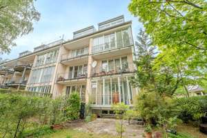 Lichtdurchflutetes Zuhause mit viel Platz in begehrter Lage von Berlin-Steglitz! – Die vollständige Adresse der Immobilie erhältst du vom Anbieter., 12247 Lankwitz, Berlin – Vorschaubild 2