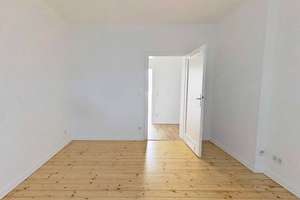 Gemütliche 2-Zimmer-Erdgeschosswohnung mit modernem Wannenbad und viel Lichteinfall – Heeper Straße 284b, 33607 Mitte, Bielefeld – Vorschaubild 2