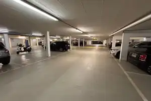 Wohnen im Botschaftsviertel: voll möblierte 2-Zi-Whg, 90 m² + große Terrasse per SOFORT zu VERKAUFEN – Berlin – Vorschaubild 19