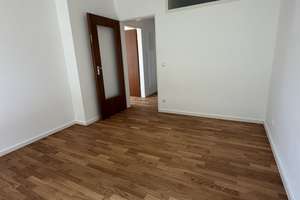 Den Sommer wie im  Urlaub auf den großen renovierten Terrassen genießen – Willibaldstr. 201, 80689 Blumenau, München – Vorschaubild 7